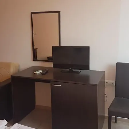 Tiara Beach Apartamento Pomorie